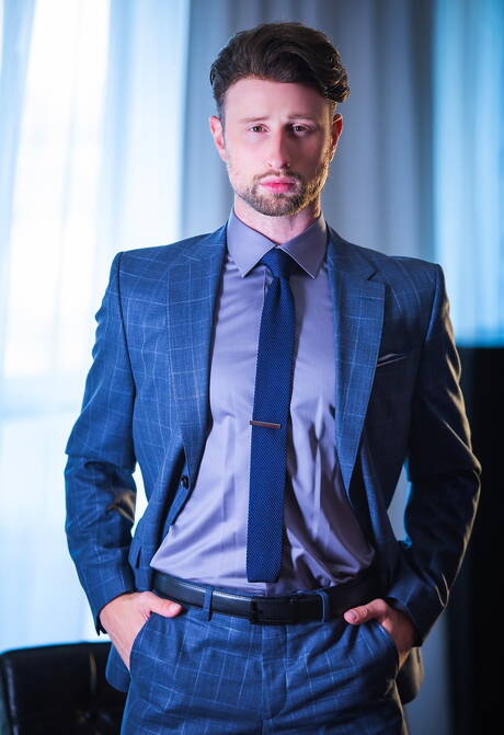 Der englische haarige Hengst Drew Dixon und der lateinamerikanische Superhengst Rocky Vallarta haben eine heiße Paarszene