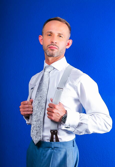 Der kräftige Bastian Karim und der gut gebaute Vadim Romanov haben heißen Sex