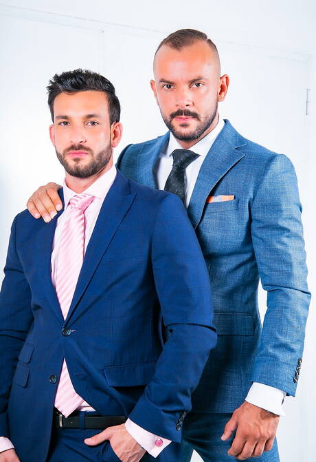 Der gut gebaute Javi Gray und der attraktive Sir Peter haben guten Sex