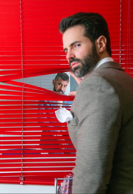 Der spanische Bär Dani Robles und der harte Kerl Thomas Thunder lutschen und vögeln sich gegenseitig