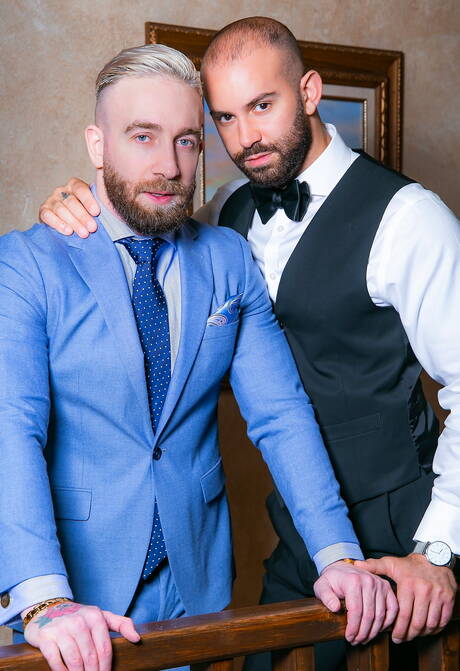 Hunky guy Bruno Max and hunky guy Manuel Scalco have a hot couple sex outdoor