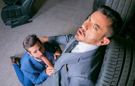 Der gut gebaute Dani Robles und der starke Mann Joe Gillis haben heißen Paarsex