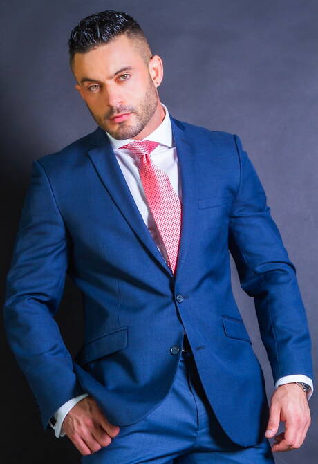 巴西硬漢安迪·斯塔爾和肌肉男馬西莫·阿拉德的火熱同性戀場景