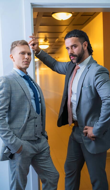 加拿大帥哥Ethan Chase和法國熟女Teddy Torres激情激情做愛