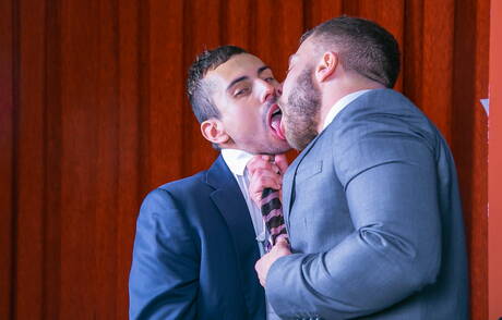 Muscular Dani Rivera and spanish bull Diego Reyes in hot ass bang