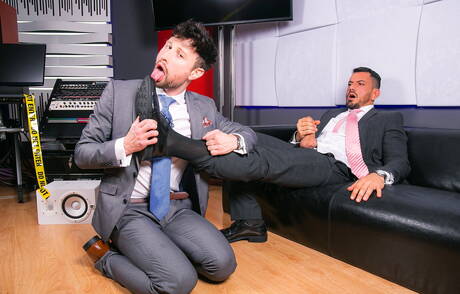 Der muskulöse Drew Dixon und der Hengst Joe Gillis lieben sich