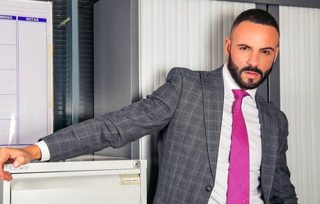 O durão Leo Rosso e o musculoso Pol Prince se chupando e transando