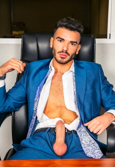 O durão Leo Rosso e o musculoso Pol Prince se chupando e transando