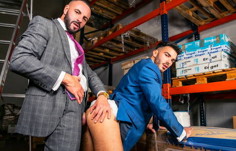 O durão Leo Rosso e o musculoso Pol Prince se chupando e transando