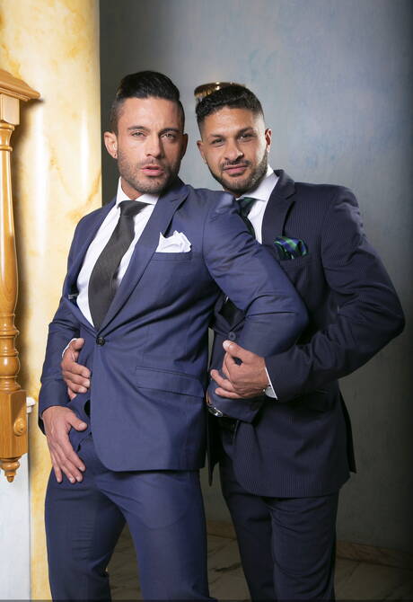 Der brasilianische harte Kerl Andy Star und der harte Kerl Pierre Alexander ficken in den Arsch, nachdem sie Schwänze gelutscht haben