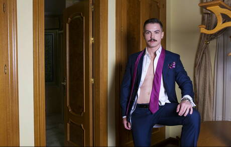 Die versauten Kumpels Austin Sugar, Jonas Jackson und Manuel Skye bei einem heißen Dreier-Arschfick in der Badewanne