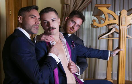 Men At Play: Nasty buddies Austin Sugar, Jonas Jackson and Manuel Skye in hot threesome ass fuck action in bath