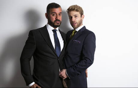 Engelse harige hengst Gabriel Phoenix en gespierde Thomas Thunder hebben hete seks