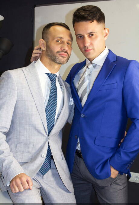 Der bullige Robbie Rojo und der starke Mann Vadim Romanov in einer heißen Homosexuellenszene