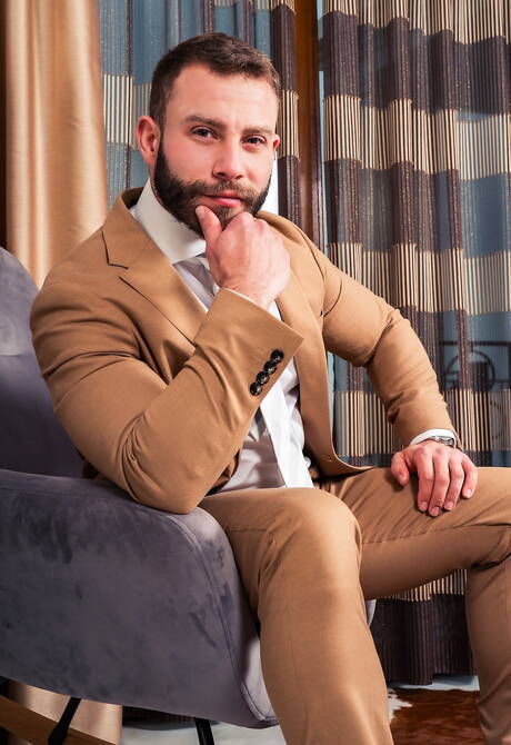 Men At Play: Beefcake Diego Reyes and strongman Manuel Scalco in hot homosexual scene outdoor