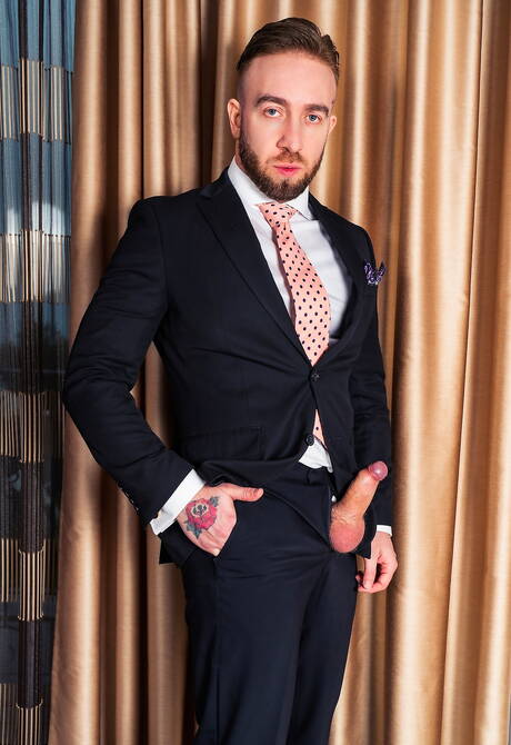 Men At Play: Beefcake Diego Reyes and strongman Manuel Scalco in hot homosexual scene outdoor