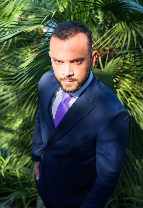 espanhol Pol Prince e o urso gay português Sir Peter em sexo anal intenso ao ar livre