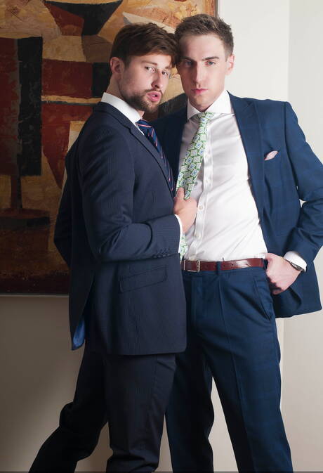 Der englische Otter Drew Dixon und der gut gebaute Pole Kayden Gray in heißer homosexueller Action