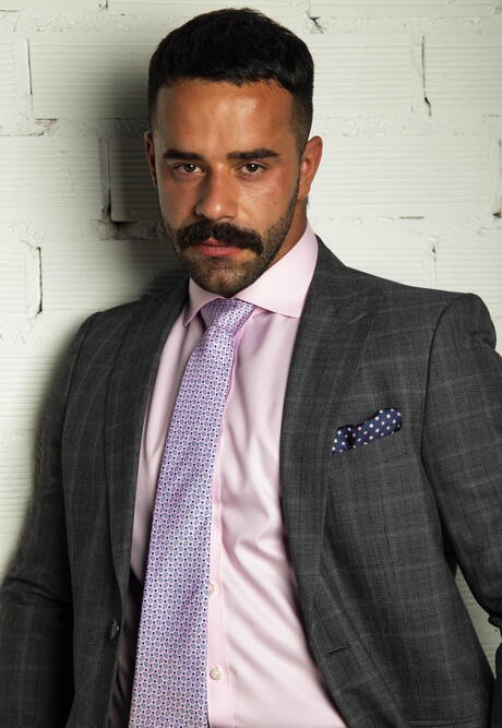 Le costaud canadien Shane Jackson et l