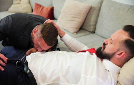 Men At Play: Latino gay bear Andy Onassis and latin bodybuilder Emir Boscatto in hard anal sex