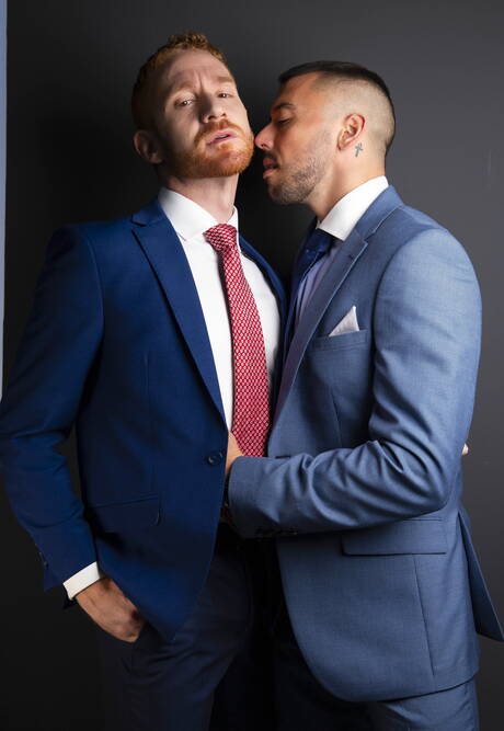 Der australische Kraftprotz Leander und der kanadische Schönling Shane Jackson ficken in den Arsch, nachdem sie einen Schwanz gelutscht haben