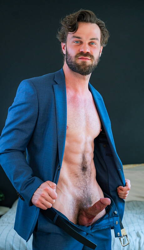 Men At Play: Canadian pretty boy Edward Terrant and american hairy stud James Fox fuck ass after sucking dick outside