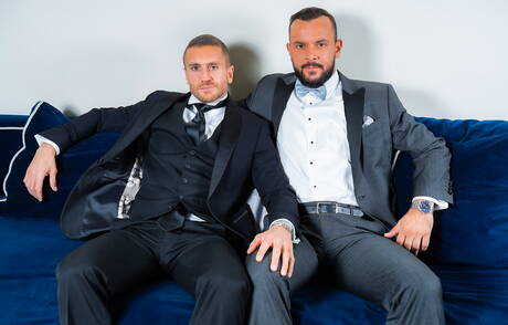 Der lateinamerikanische Bulle Emir Boscatto und der reife portugiesische Bär Sir Peter ficken nach dem Schwanzlutschen