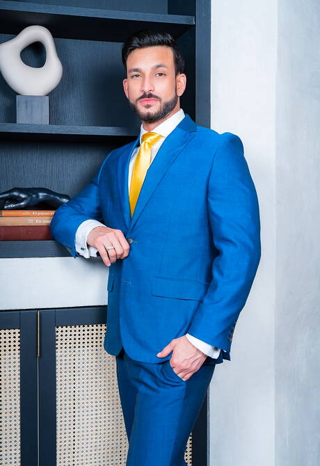 Well-built Javi Gray and stud Marcos Oliveira fuck after blowjob