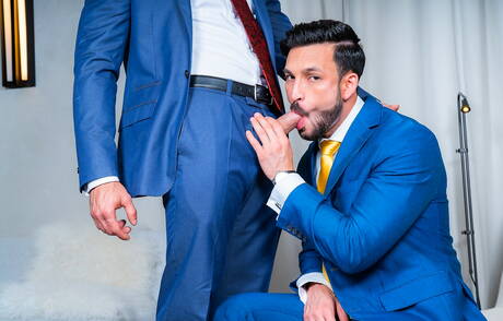 Men At Play: Well-built Javi Gray and stud Marcos Oliveira fuck after blowjob