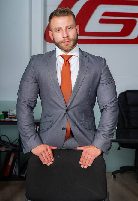 Spanish muscular Diego Reyes and portuguese mature bear Sir Peter fuck ass after sucking