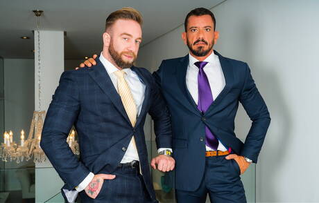 Der harte Kerl Joe Gillis und der attraktive Manuel Scalco haben eine heiße Pärchenszene