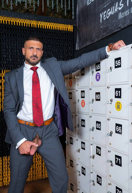 Spanish bear Dani Robles and italian gay bear Marco Napoli have a good sex