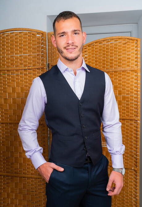 Men At Play: Husky guy Bruno Max and hunk Ricky Hard sucking and fucking each other