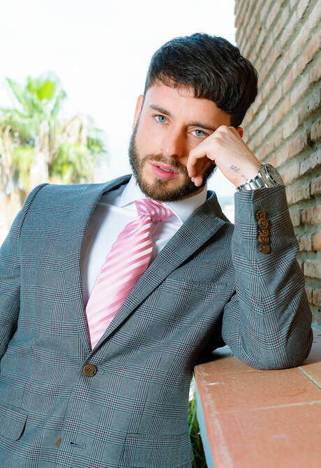 Men At Play: Stud John Brachalli and strongman Manuel Reyes fuck after dick sucking outdoor