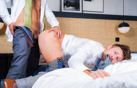 Hengst Drew Dixon und Superhengst John Brachalli ficken nach dem Blowjob