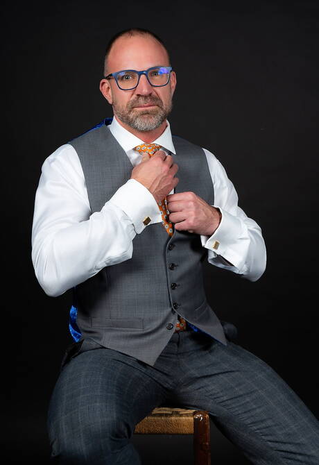 Men At Play: Strongman D.dan and spanish mature bear Dani Robles sucking and screwing each other