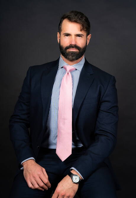 Men At Play: Der starke Mann D.Dan und der reife spanische Bär Dani Robles lutschen und vögeln sich gegenseitig