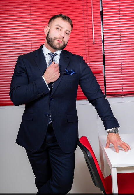 Potężny Diego Reyes i superogier Franky Fox uprawiają gorący seks