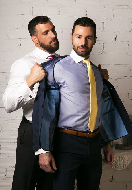 Superstud Dario Beck and well-built Enzo Rimenez in dick sucking scene