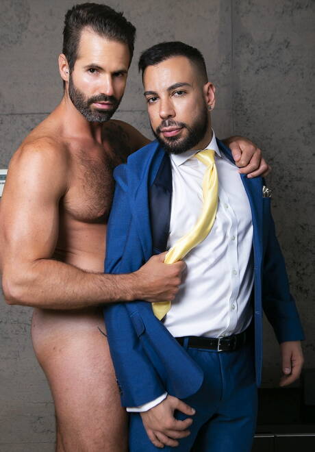 Die heißen Kumpels Dani Robles, Noel Santoro und Xavi Duran lutschen und vögeln sich gegenseitig