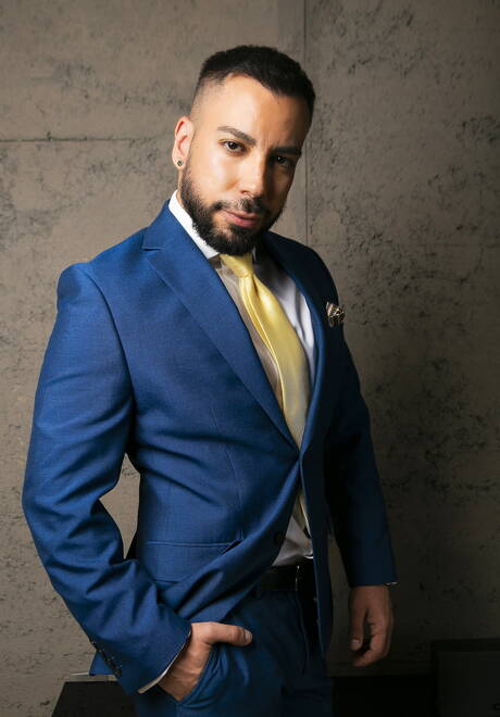 Die heißen Kumpels Dani Robles, Noel Santoro und Xavi Duran lutschen und vögeln sich gegenseitig