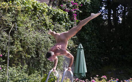 Canadian superstud Manuel Skye and norwegian husky guy Tyler Berg have a hot couple scene in the pool