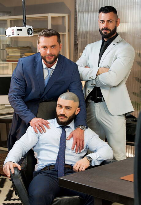 French bodybuilder Francois Sagat and norwegian strongman Tyler Berg have a hot couple scene