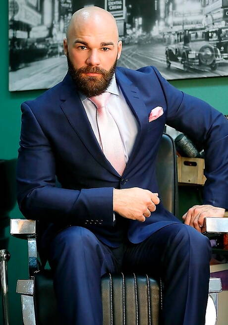 Men At Play: Italian mature bear Max Duro and spanish hairy bear Nicolas Brooks sucking and screwing each other