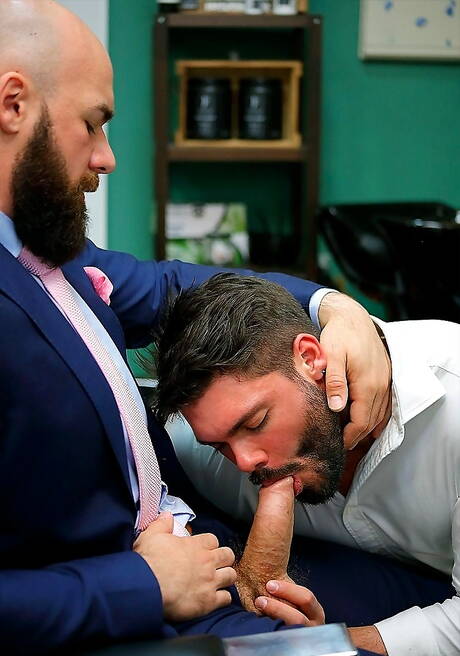 Italian mature bear Max Duro and spanish hairy bear Nicolas Brooks sucking and screwing each other