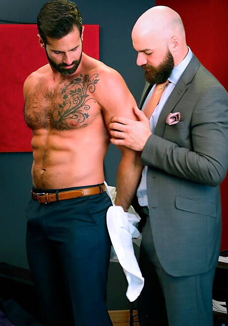 Spanish bear Dani Robles and italian hot bear Max Duro in cock sucking scene