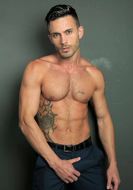 Strongman Andy Star and superstud Salvador Mendoza in hot anal sex