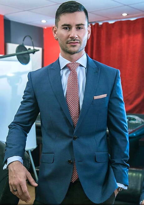 Der polnische Muskelprotz Kayden Gray und der englische Schönling Lukas Daken lieben sich