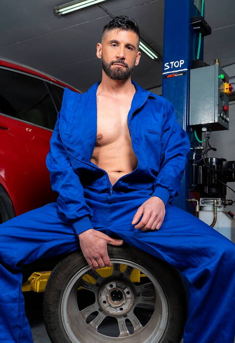 Der starke Mann Drew Dixon und der attraktive Justin Jett haben heißen Analsex