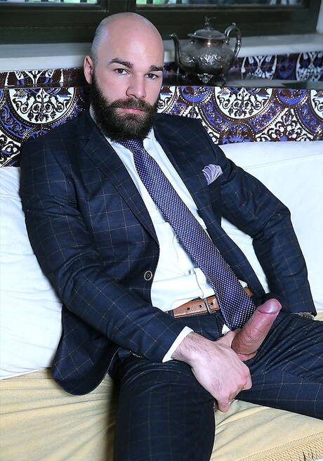 Braziliaanse superstud Andy Star en Italiaanse volwassen beer Max Duro maken de liefde